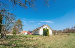 3 Bedroom Nice Home In Röke - 1