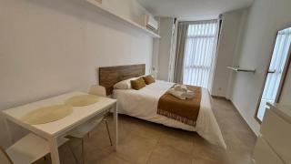 Classy XIII - Ferga Suites - Madrid - 0