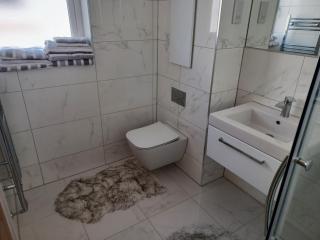 Brand New Luxury Bungalow - Mollinburn - 3