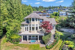 Luxury 5BR Villa, Gym, Theater & Ocean Views - West Vancouver - 9