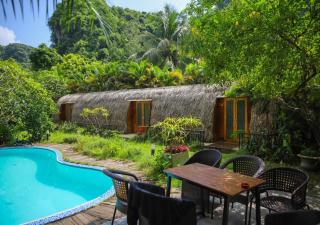 Catba Backpackers Hostel & Pool Bar - Ilha de Cát Bà - 0