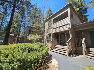 Pinenut Place home - Incline Village - 8