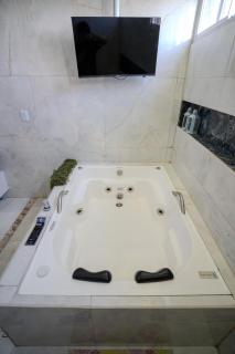 Suíte com Jacuzzi - Design e Conforto em Boa Viagem - Recife - 3