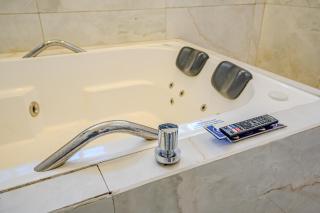 Suíte com Jacuzzi - Design e Conforto em Boa Viagem - Recife - 2