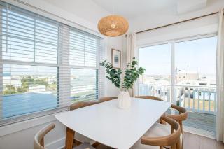 SALTY DALTY & THREE BUOYS townhouse - 8