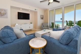 Silver Beach Towers W406 - 2