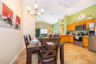 Great Pool Villa With Water View Near Disney - Orlando - 4