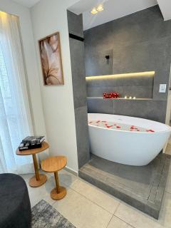 UH HOUSE , Estacionamento , Piscina, Bela Vista - São Paulo - 2