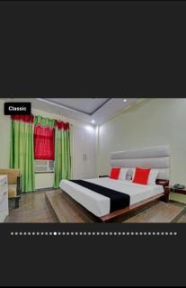 Hotel nancy paradise and crave cafe and restaurant - Bahādrābād - 7