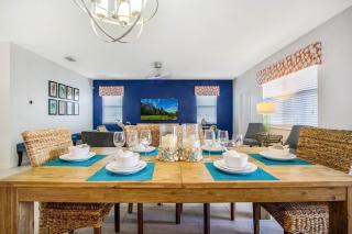 6 Bedroom ChampionsGate Retreat with Pool - 9