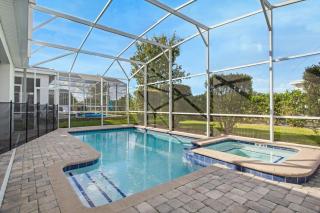 6 Bedroom ChampionsGate Retreat with Pool - 1