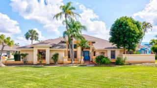 Amazing Pool And Waterfront! - Cape Coral - 0