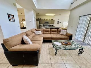 Pool Home Furnished Deck And Relaxing - Davenport - 3