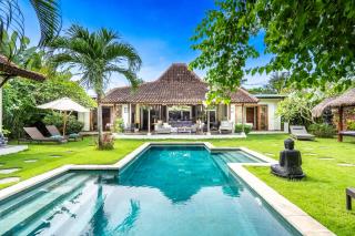 Villa Sunset - Tropical 3bdrs villa next to Cashew Tree - Bingin - Bingin Beach - 0