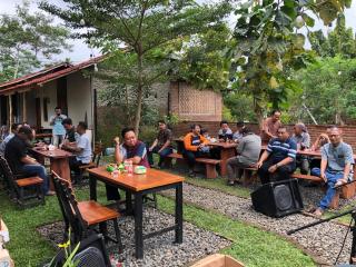 De Gentong Guest House & Cafe By Akasha - Dadapan - 4