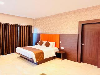 Wow Hotels - Tiruppūr - 8