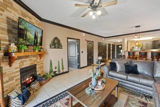 A Bear's Hibernation condo - Pigeon Forge - 1