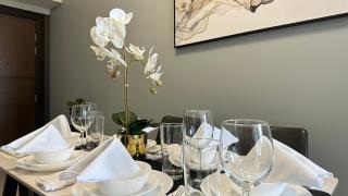 3BR Uptown BGC with Parking and 300mbps Wifi - 6