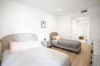 Pacific Pearl 2 bed Apt with FREE PARKING in Santa Monica - Los Angeles - 4