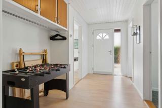 Lovely Holiday Home With Hot Tub 150 M To Water - 9