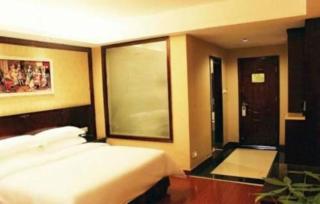 Vienna International Hotel Guangzhou Baiyun Dayuanli Plaza - Canton - 2