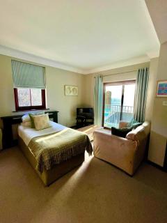 No: 1 The Esplanade Guest Accommodation. - United Kingdom - 2