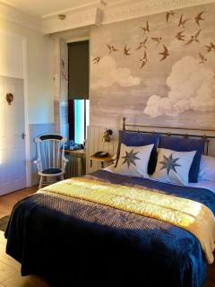 No: 1 The Esplanade Guest Accommodation. - Tenby - 6
