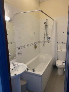 No: 1 The Esplanade Guest Accommodation. - Tenby - 4