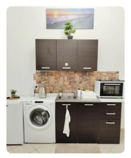 Apartment for four next to blvd Vitosha - Sofia - 8