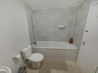 Stylish Hyde Park 3 Bedroom Apartment - London - 3