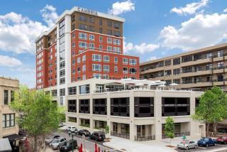 Cambria Hotel Downtown Asheville - Asheville - 9
