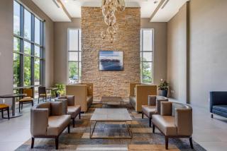Cambria Hotel Madison East - Madison - 7