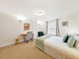 Charming flat in Kilburn Pass the Keys - 8