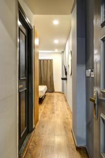 Hotel Neelkanth Inn - Ahmedabad - 4