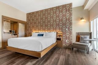Cambria Hotel Greenville - Greenville - 1