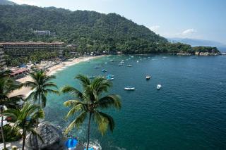 Wake Up to Waves Private Balcony Beach Access - Puerto Vallarta - 8