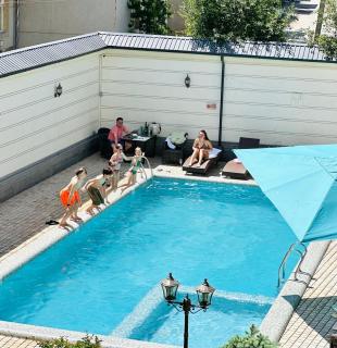Garnet Hotel Tashkent - Tasjkent - 9