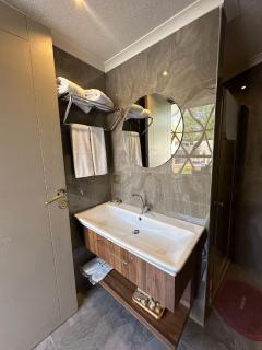 Kalimeras Deluxe Hotel - 6