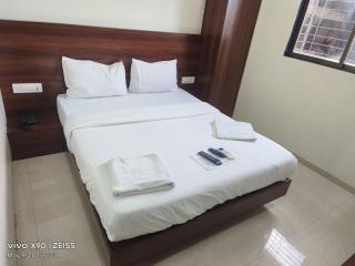 Hotel Grace V - Mumbai - 1