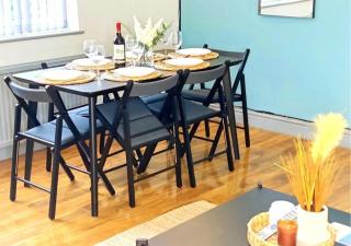 Comfortable 3 Bedrooms Leeds Beach House - Ideal for Family and Contractors - Free Parking for 2 cars - Killingbeck - 6
