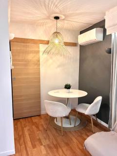 PORT DE HYERES - Appartement 40m2 - 4 personnes - place de PARKING - 9