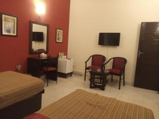 Herfa INN Hotel Lahore - Lahore - 2