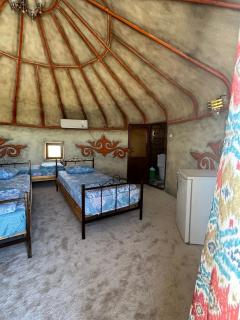 Lake AYDARKUL Yurt Camp - Elʼtay - 8