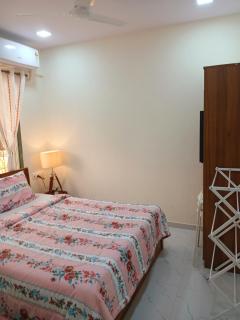 Villa Vienna 2bed 2bath rustic village vibe - Bombay - 5
