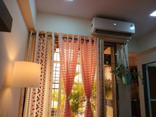 Villa Vienna 2bed 2bath rustic village vibe - Bombay - 3