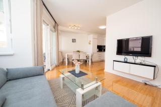 Apartment Funtastic with Private Pool - Novalja - 8