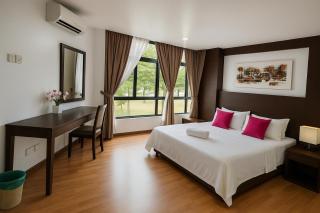 Luxury Beachfront Apt - Samsuria Beach View Resort - Kampong Gebeng - 0