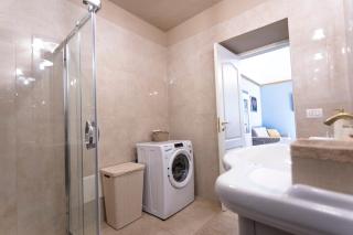 Old House - Historic Beauty Central Home, Otranto - Otranto - 8