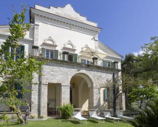 Entire Private Floor in an 1800s Frescoed Villa with Historic Park - Villa Mastrangelo - Colli del Tronto - 0