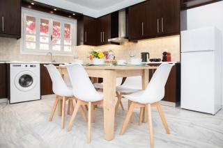 ChrisAri House - 4